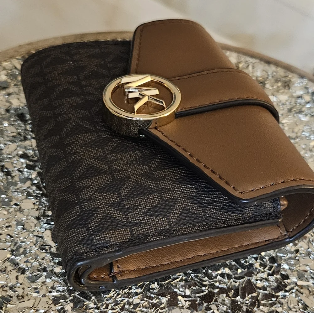 Michael Kors Brown and Black Wallet NWOT